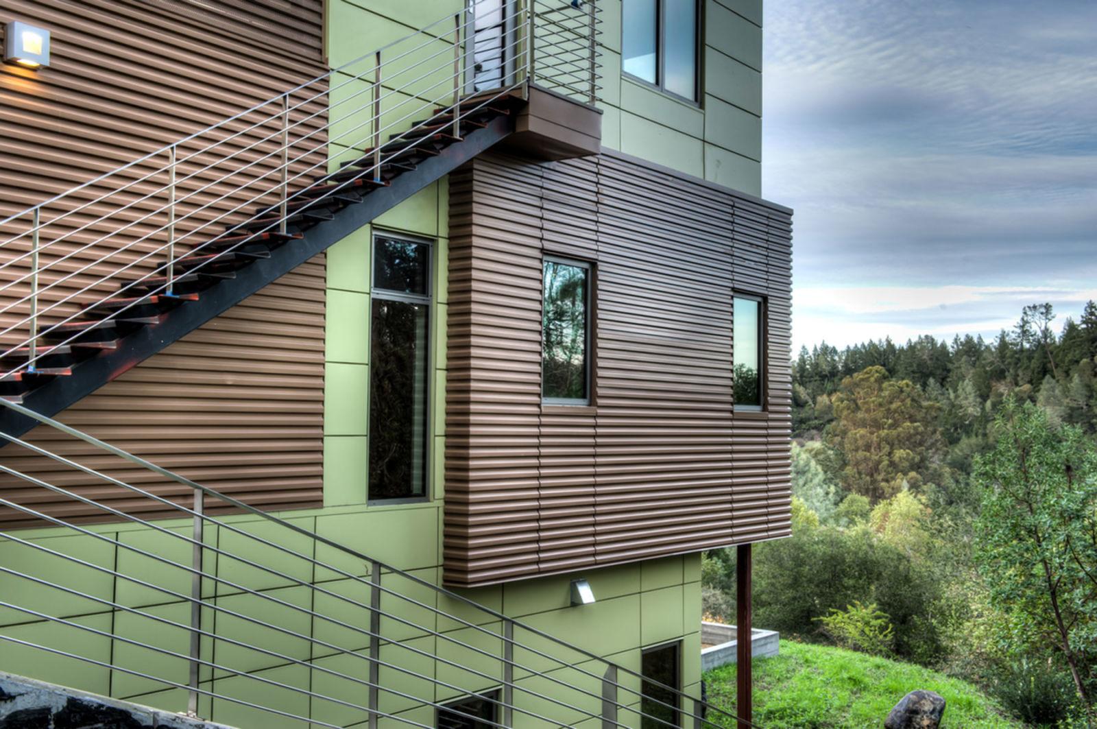 Choosing Metal Wall Systems